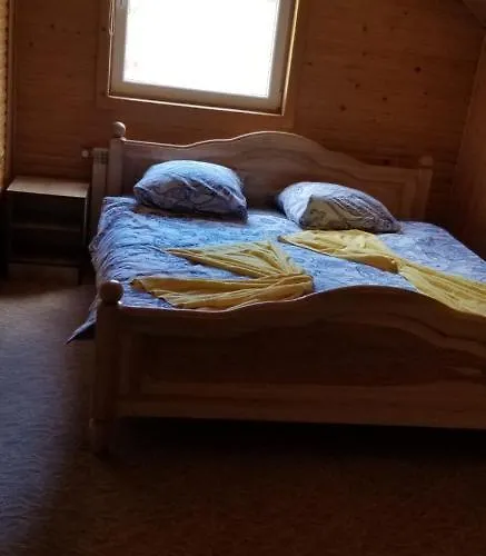 Садиба Квітка Карпат Guest house *